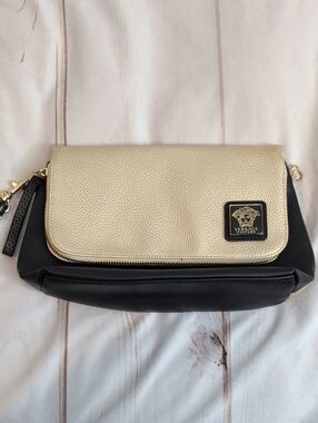 Versace Parfums Medusa Gold Black Clutch Wristlet Bag Promo GWP Greek Key